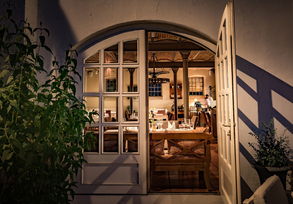 Romantik Hotel am Bruhl 47/50