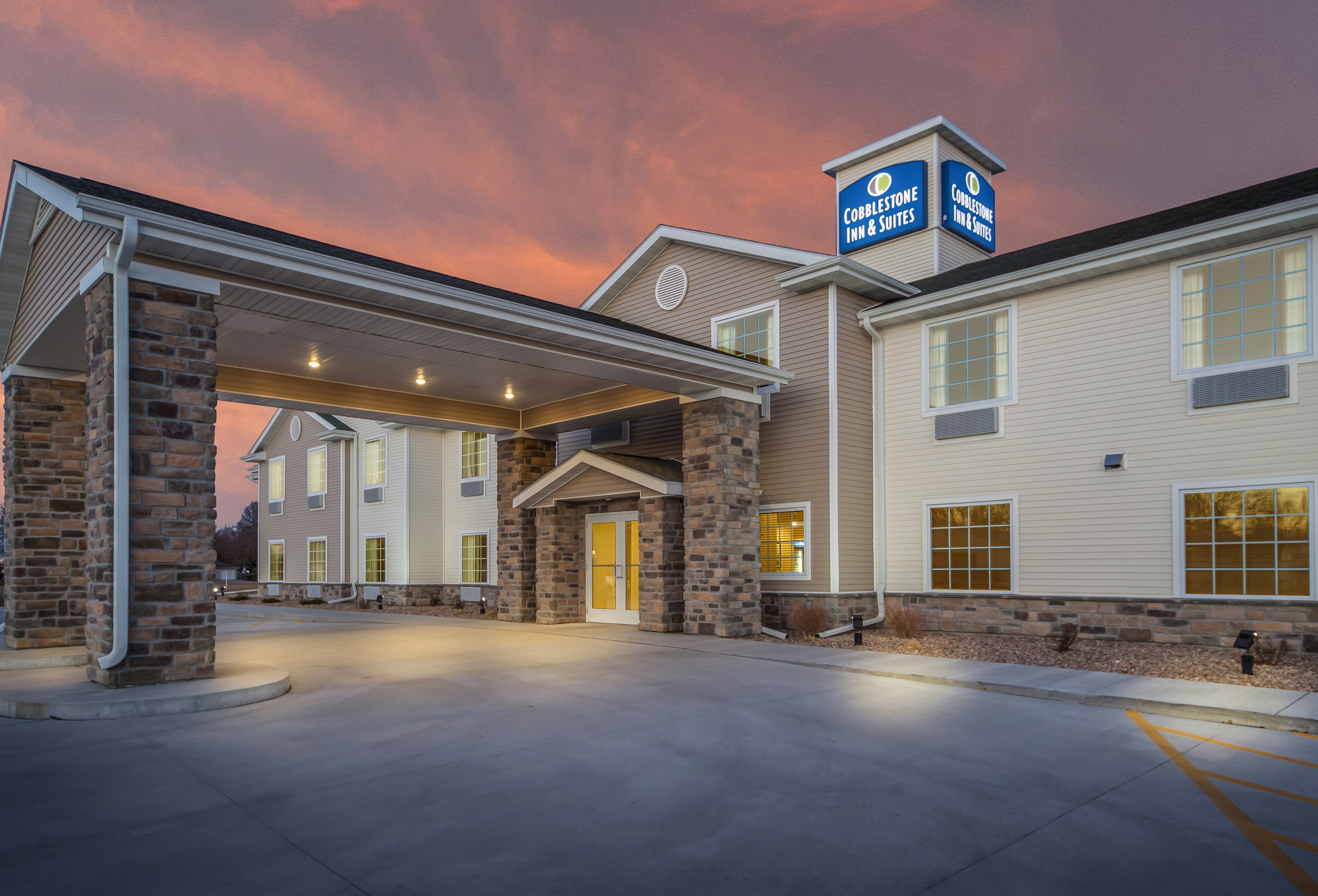 Cobblestone Inn & Suites - Holdrege 39/45