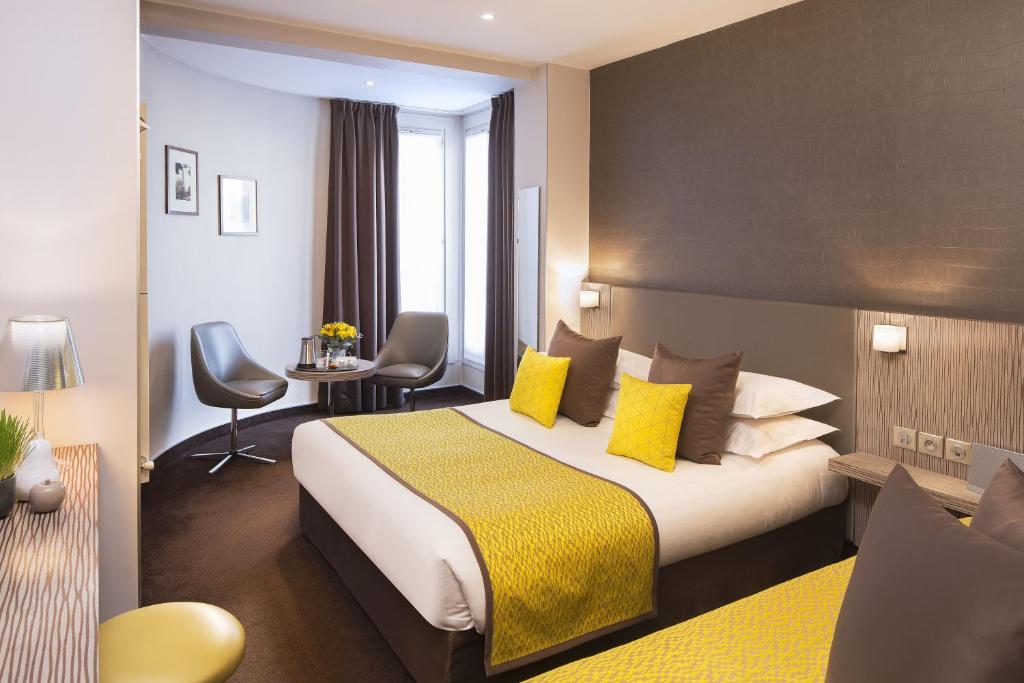 Room at Acropole Hotel, PARIS