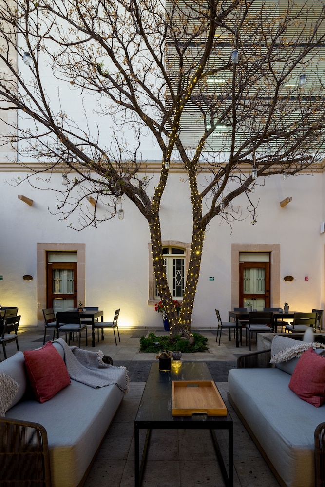 Central Hotel Boutique 22/38