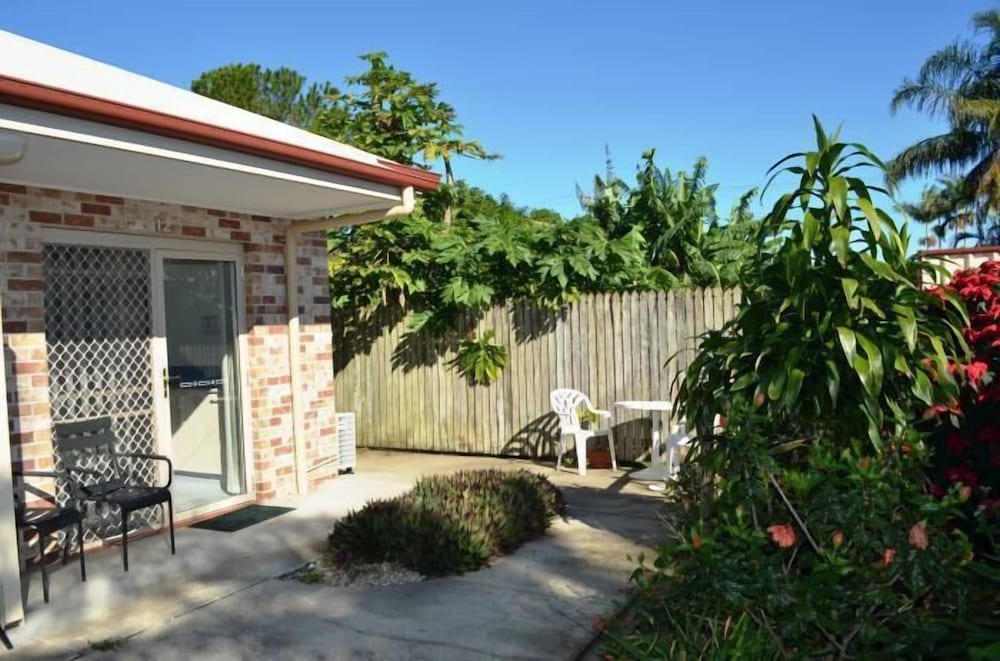 Redland Bay Motel 17/18