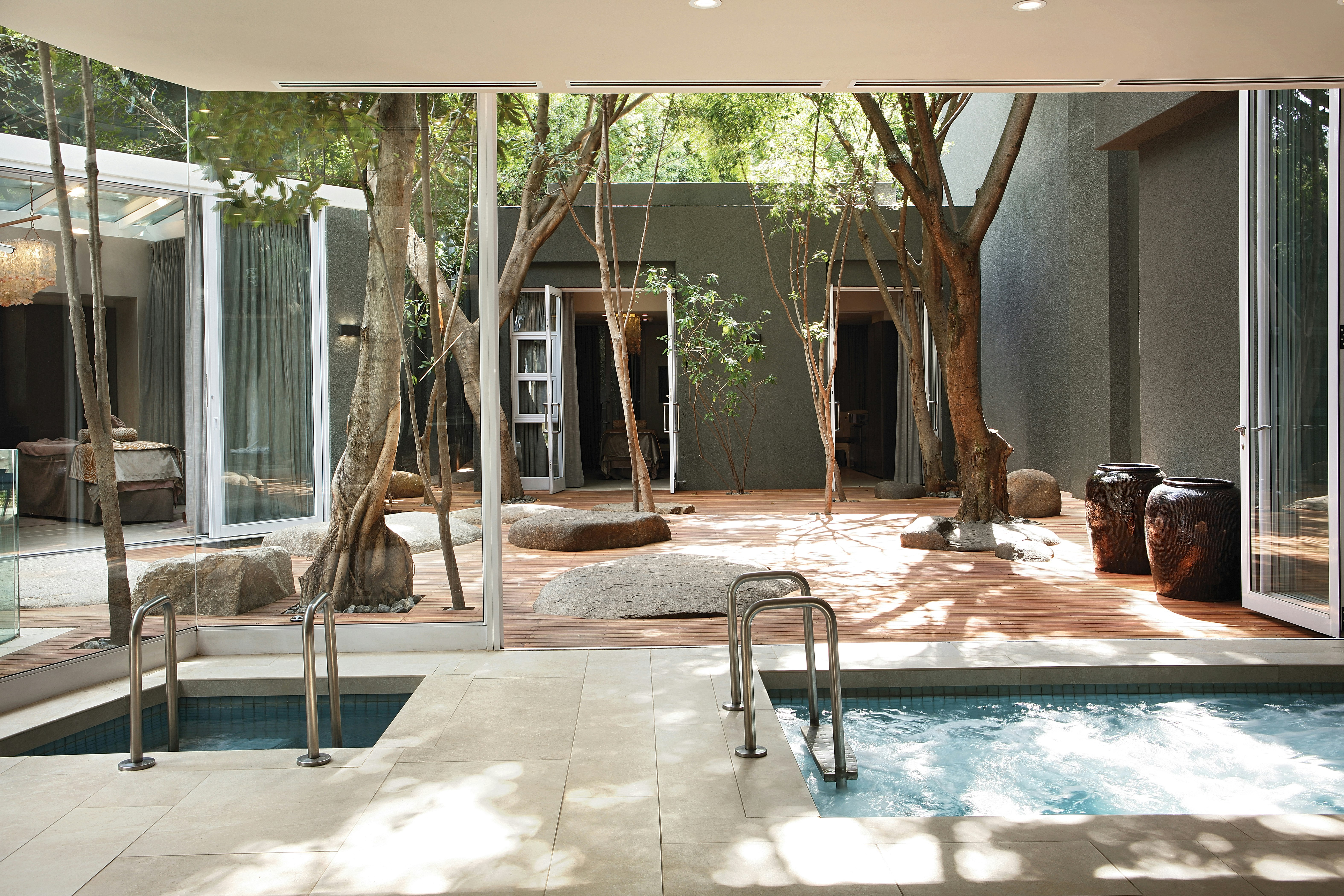 Saxon Hotel Villas And Spa 20/50