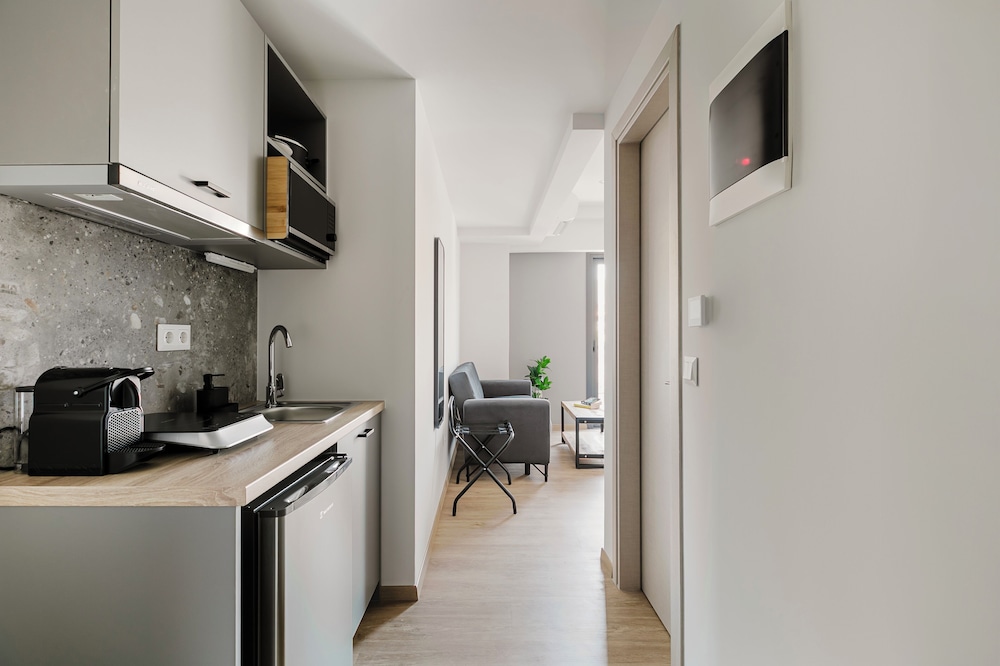 B48 Athens Dafni 8/60