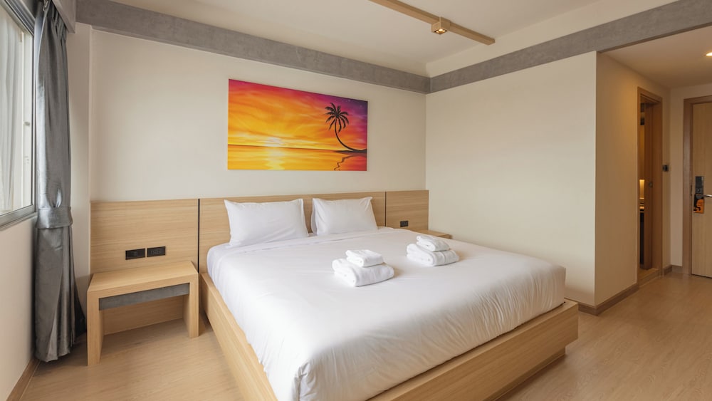 B2 Surat Thani Boutique & Budget Hotel 12/44