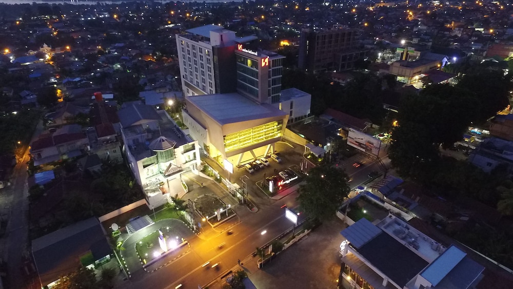 SWISS-BELHOTEL JAMBI 6/60