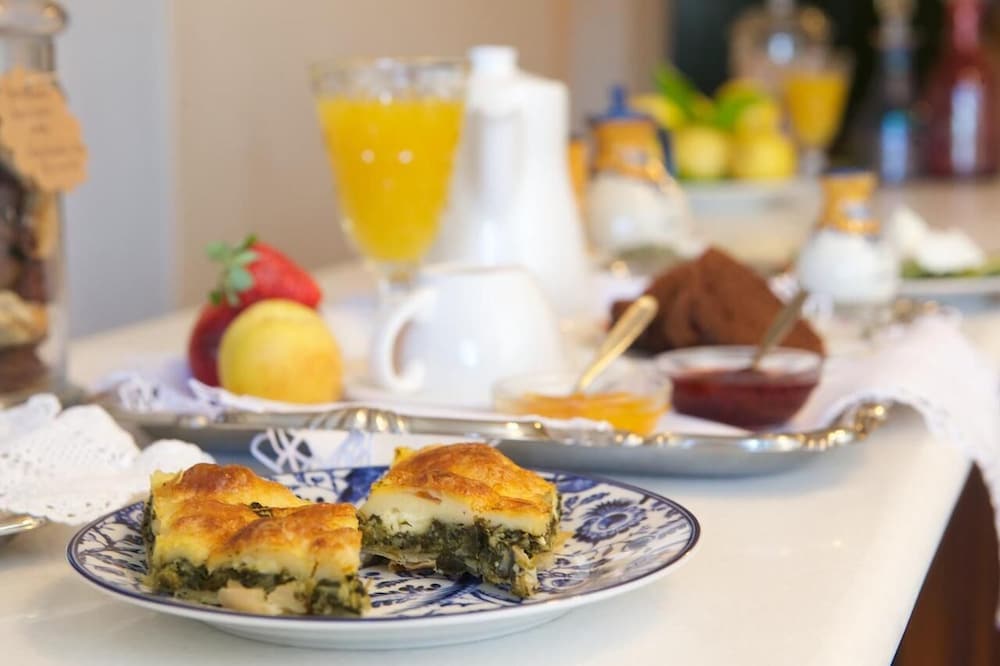 Agnantia Bed & Breakfast 35/43