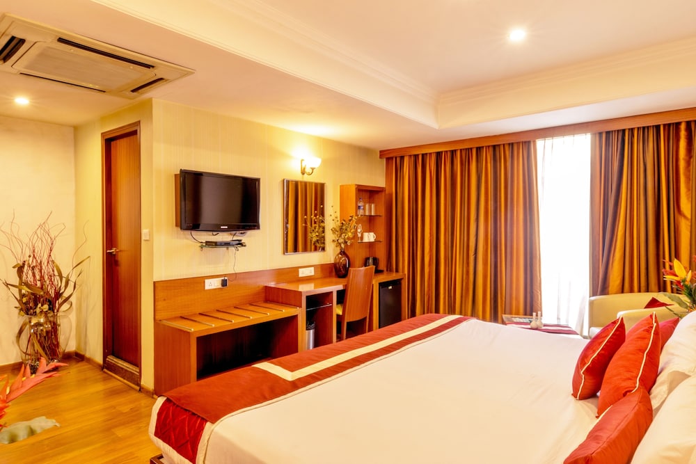 Octave Suites - Residency Road 18/33
