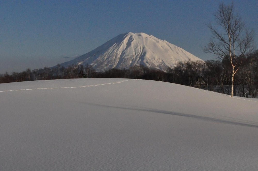 Niseko Freedom Inn 38/40
