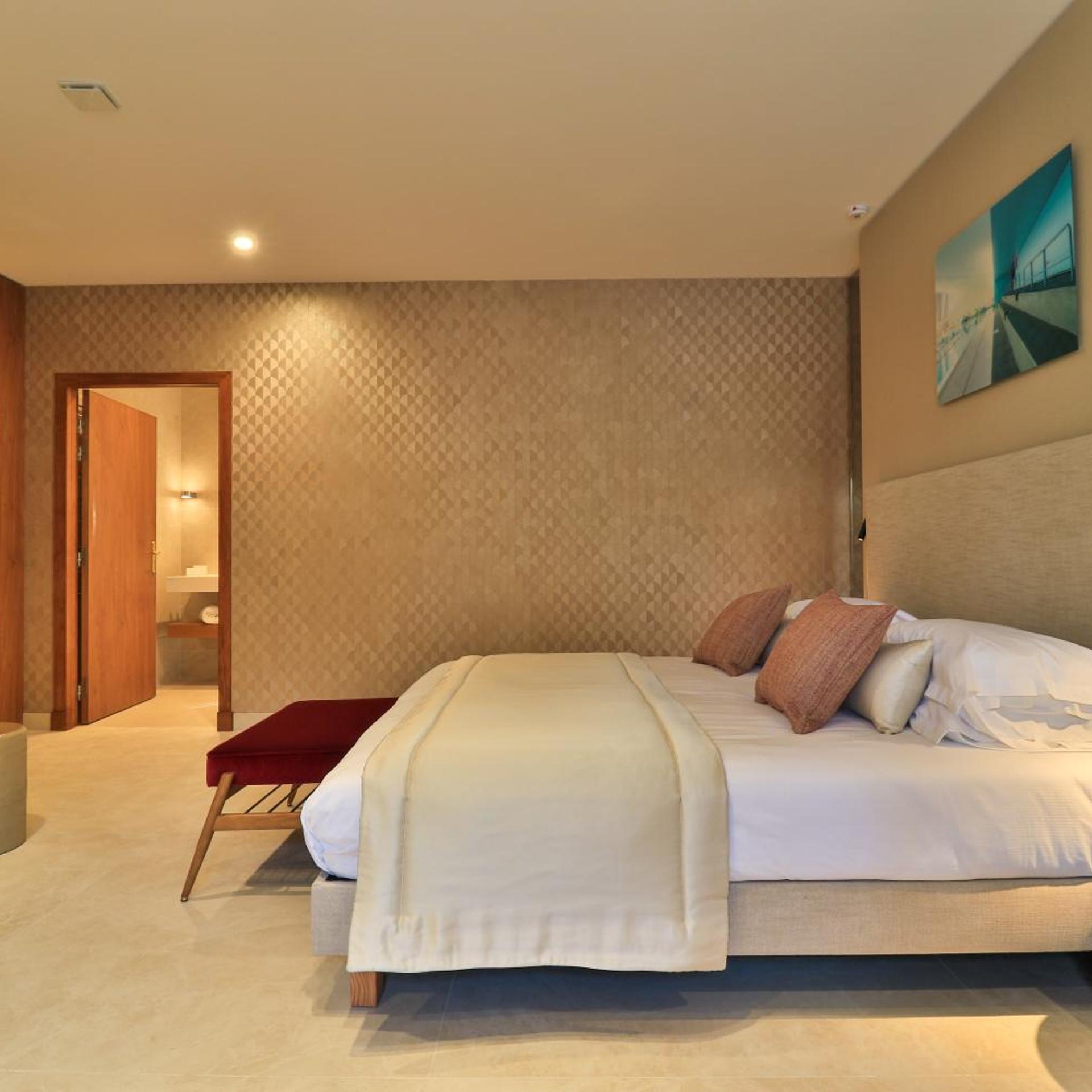 Family Suite, Villa, Side View