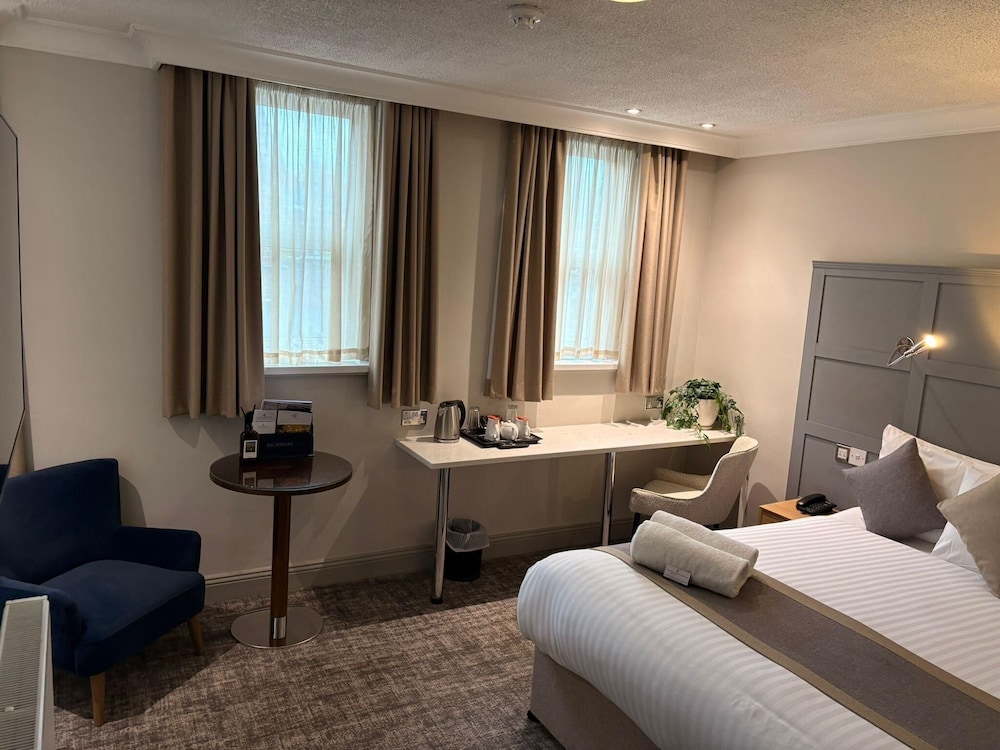 The Caledonian Hotel 19/62