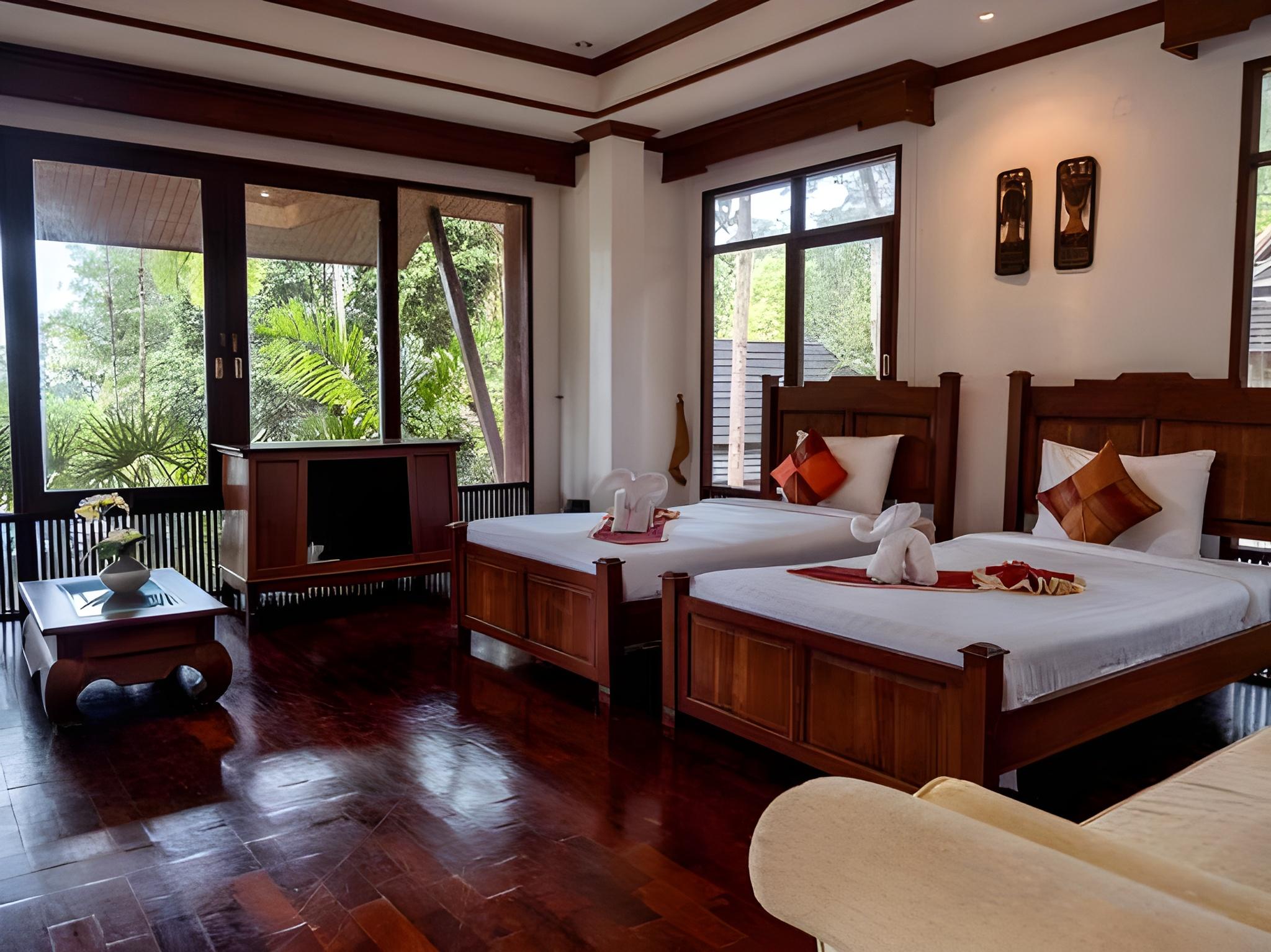 Executive, Suite, Villa