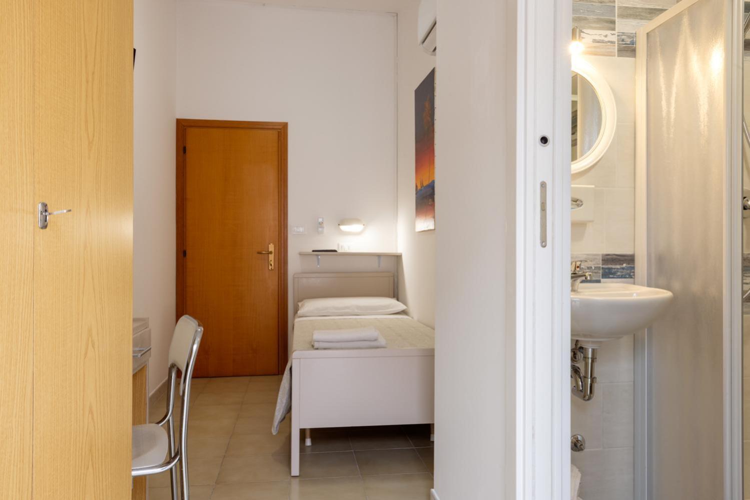 Hotel Rimini Giordo 13/19