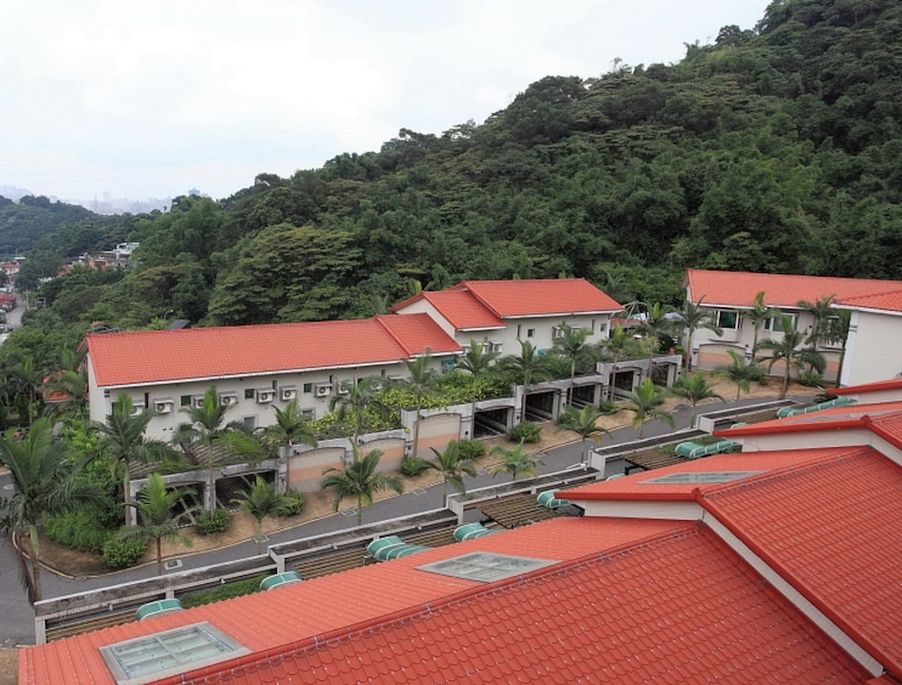 Regale Villa Hotel 37/73