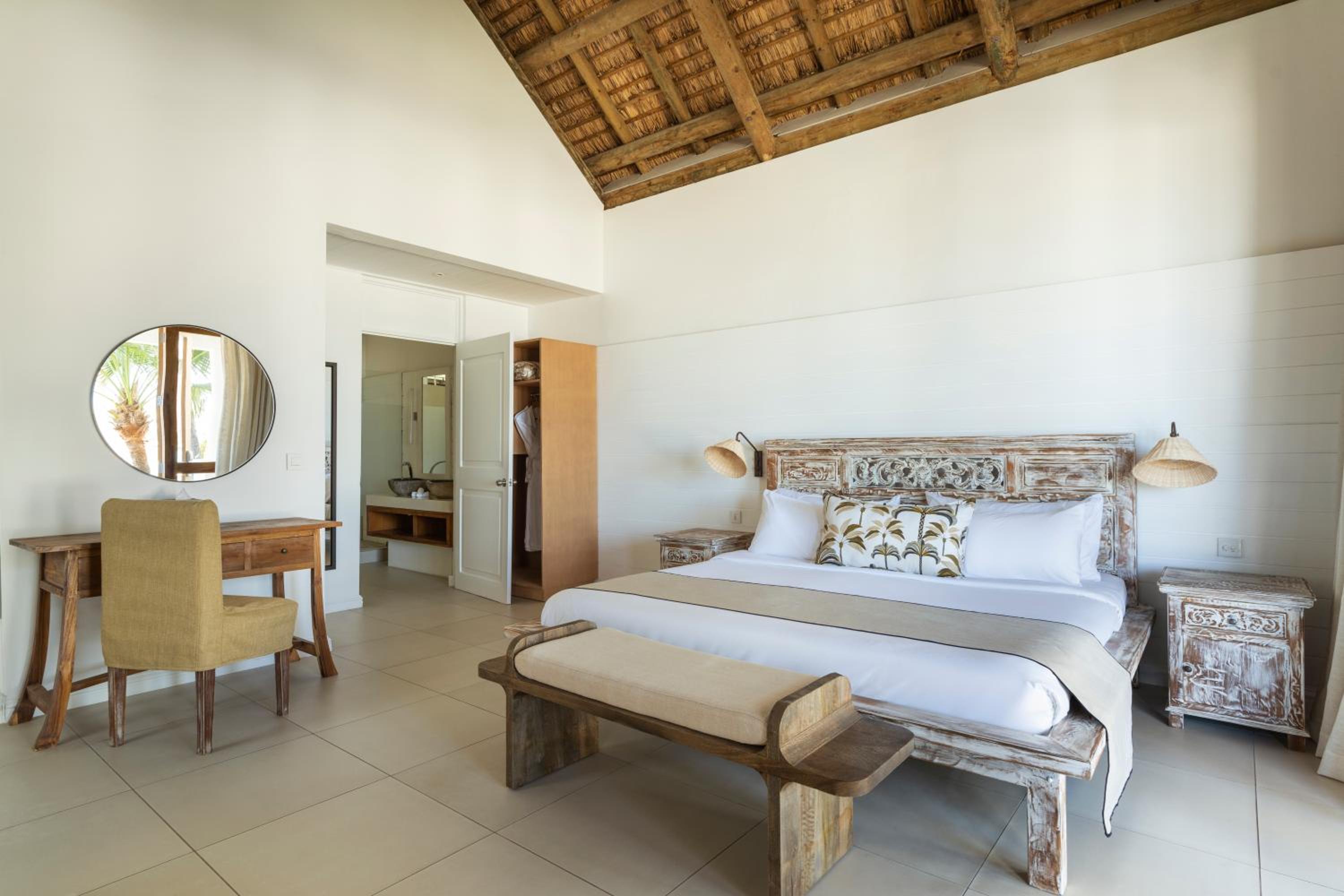 Deluxe, Suite, Beach Front