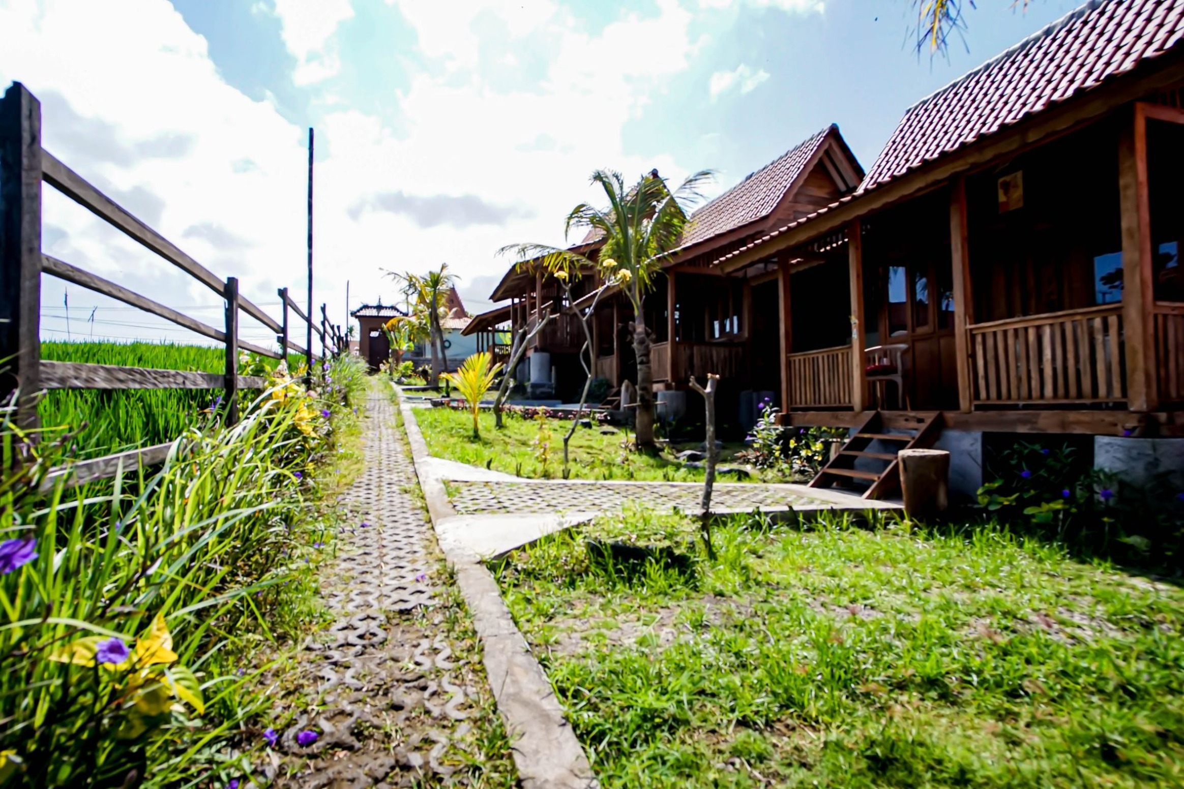 Cening Bagus Bungalows by ZUZU 14/17