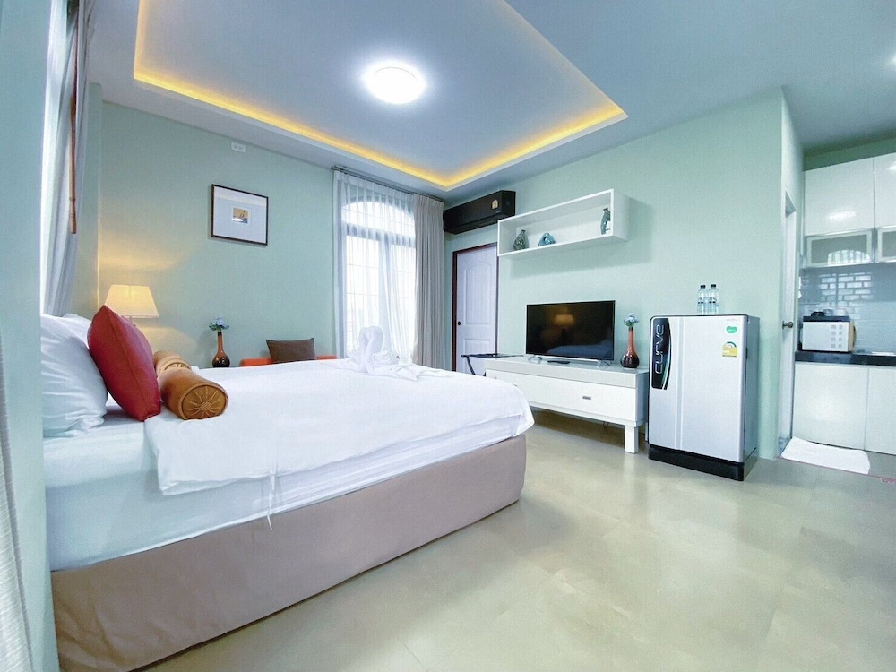 Daddy Dream Hotel and Residence 20/50