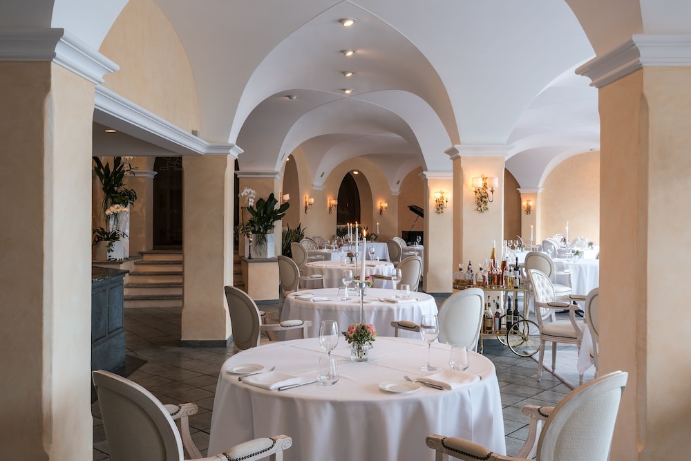 Villa Orselina Small Luxury Hotels 26/50