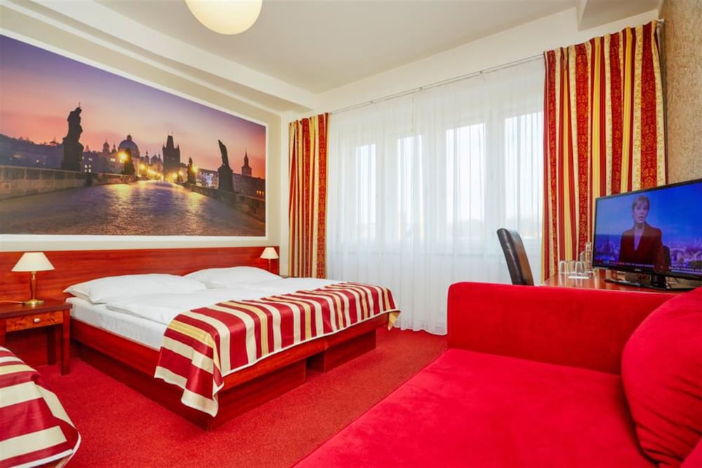 Metropolitan Old Town Hotel 21/63