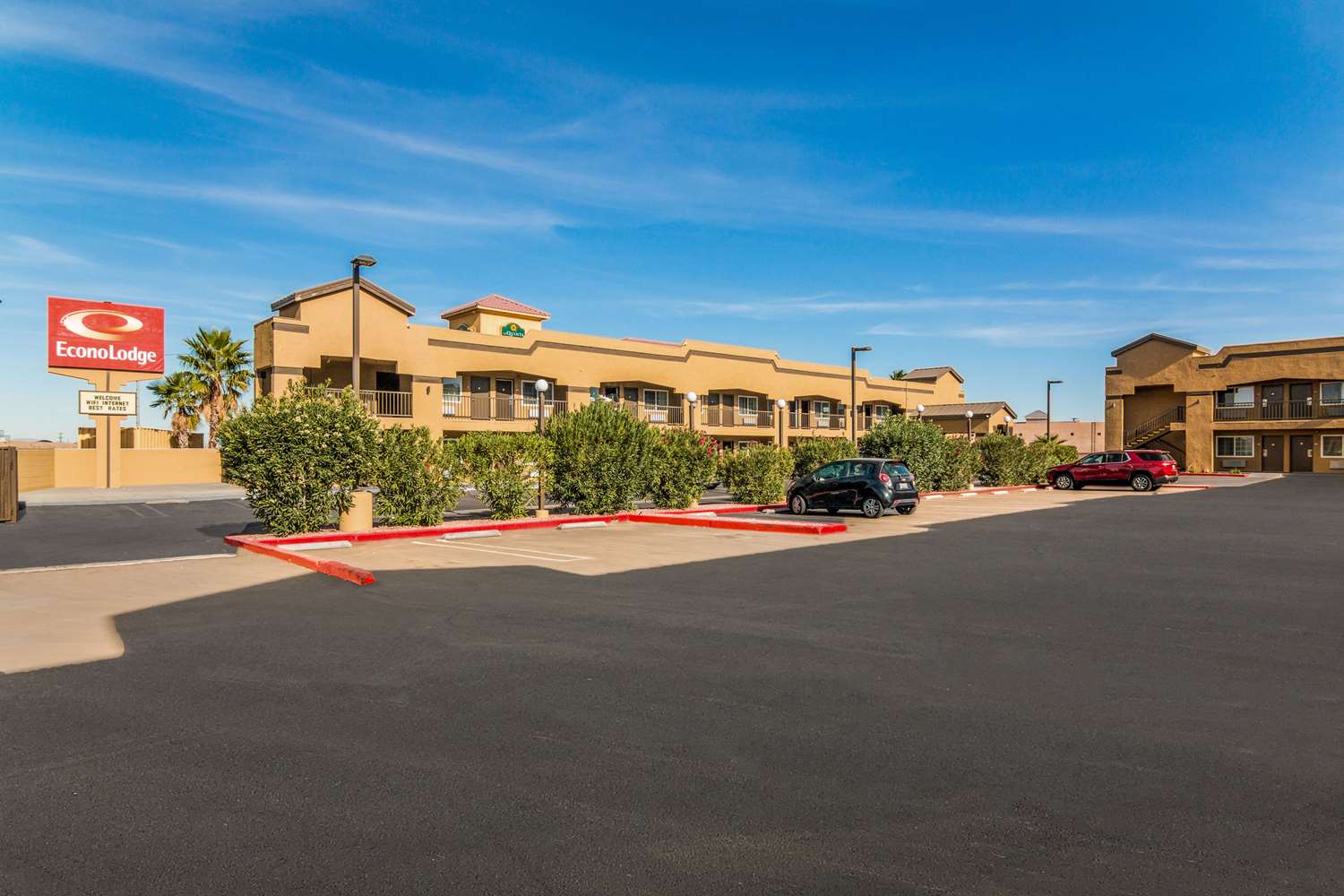 Econo Lodge Hesperia - Victorville I-15 34/43