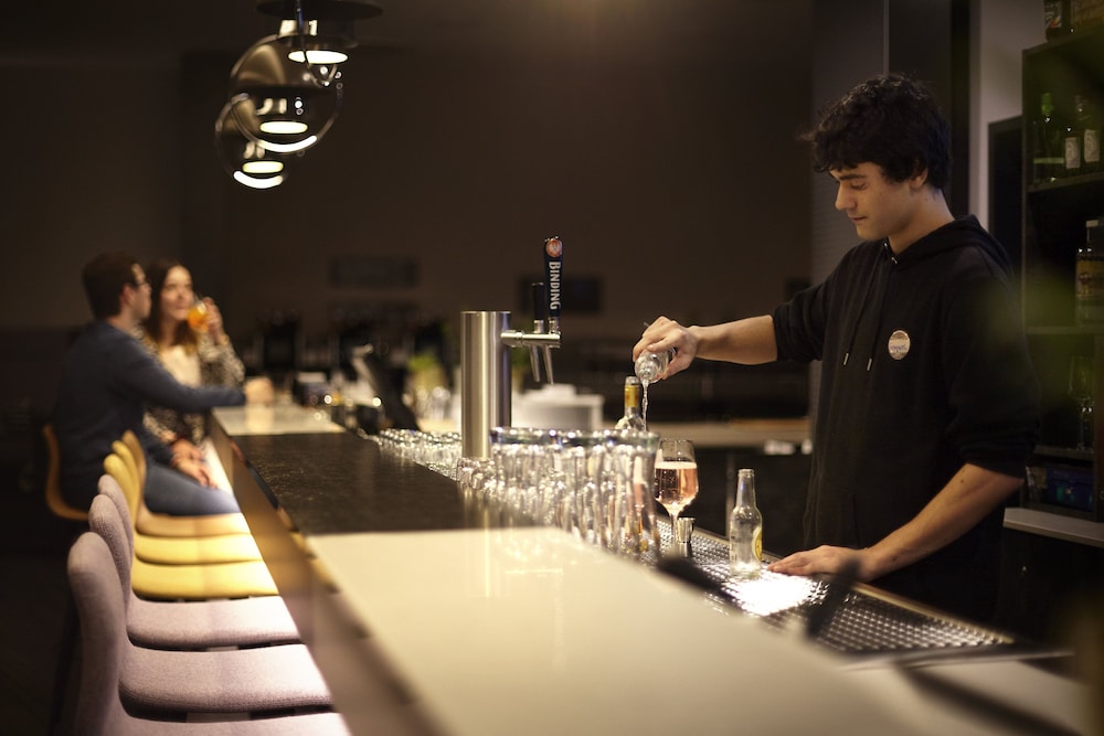 Holiday Inn - the niu, Air Frankfurt Messe by IHG 9/50