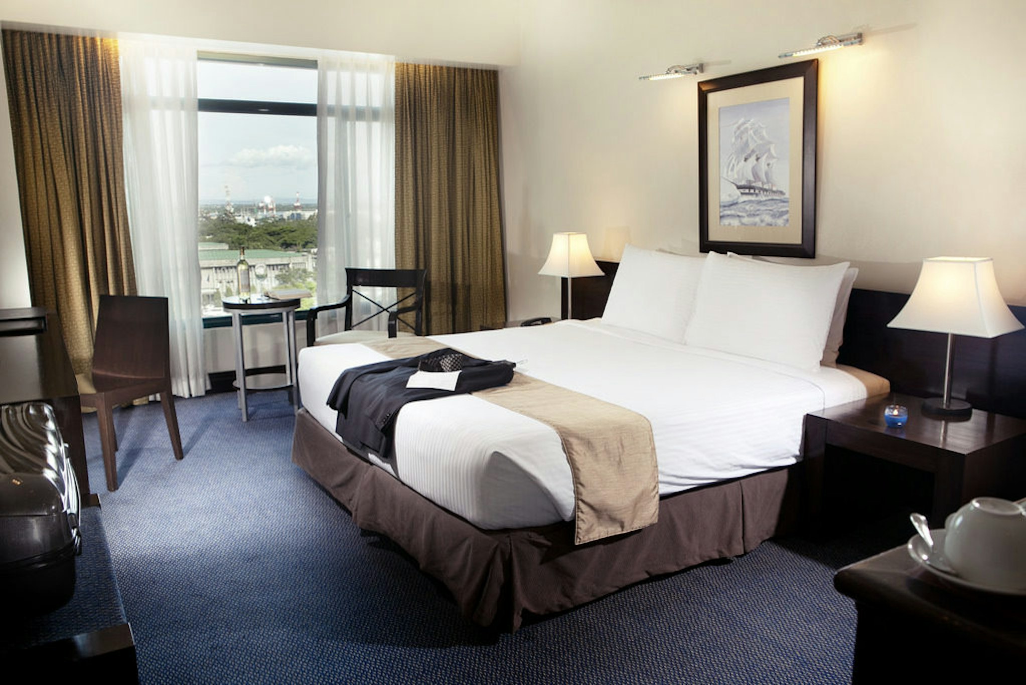 Waterfront Cebu City Hotel and Casino 11/38