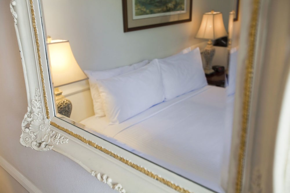 The Hughenden Boutique Hotel 31/76
