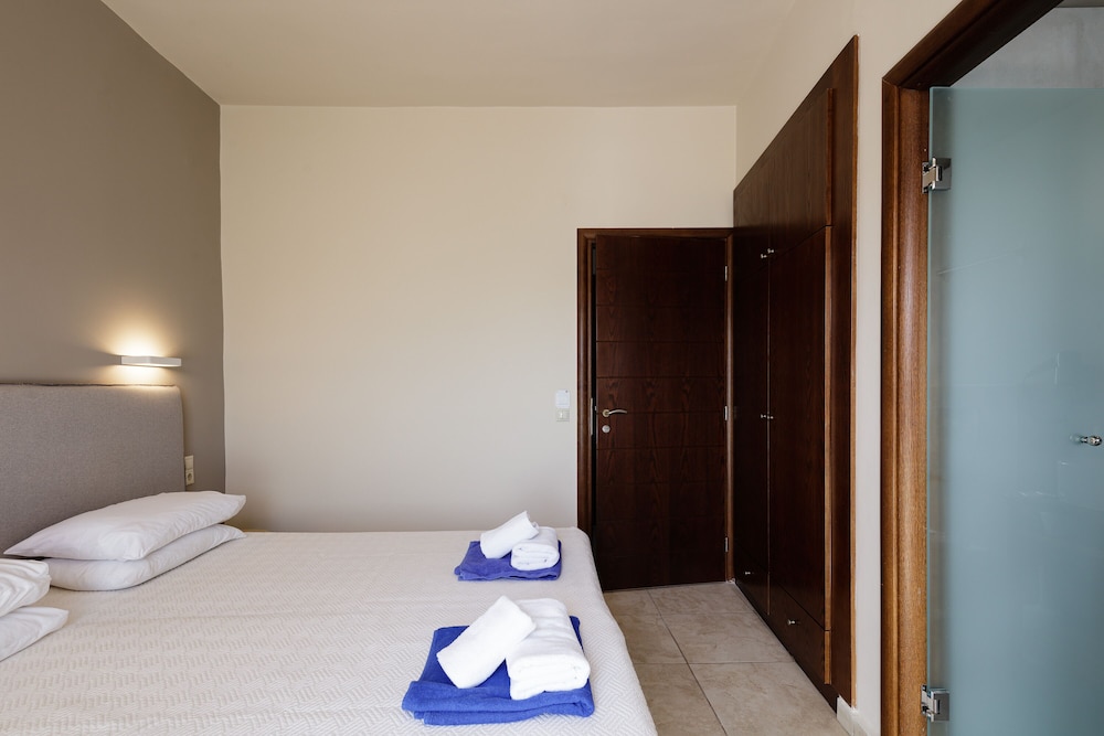 Areti Hotel 17/55