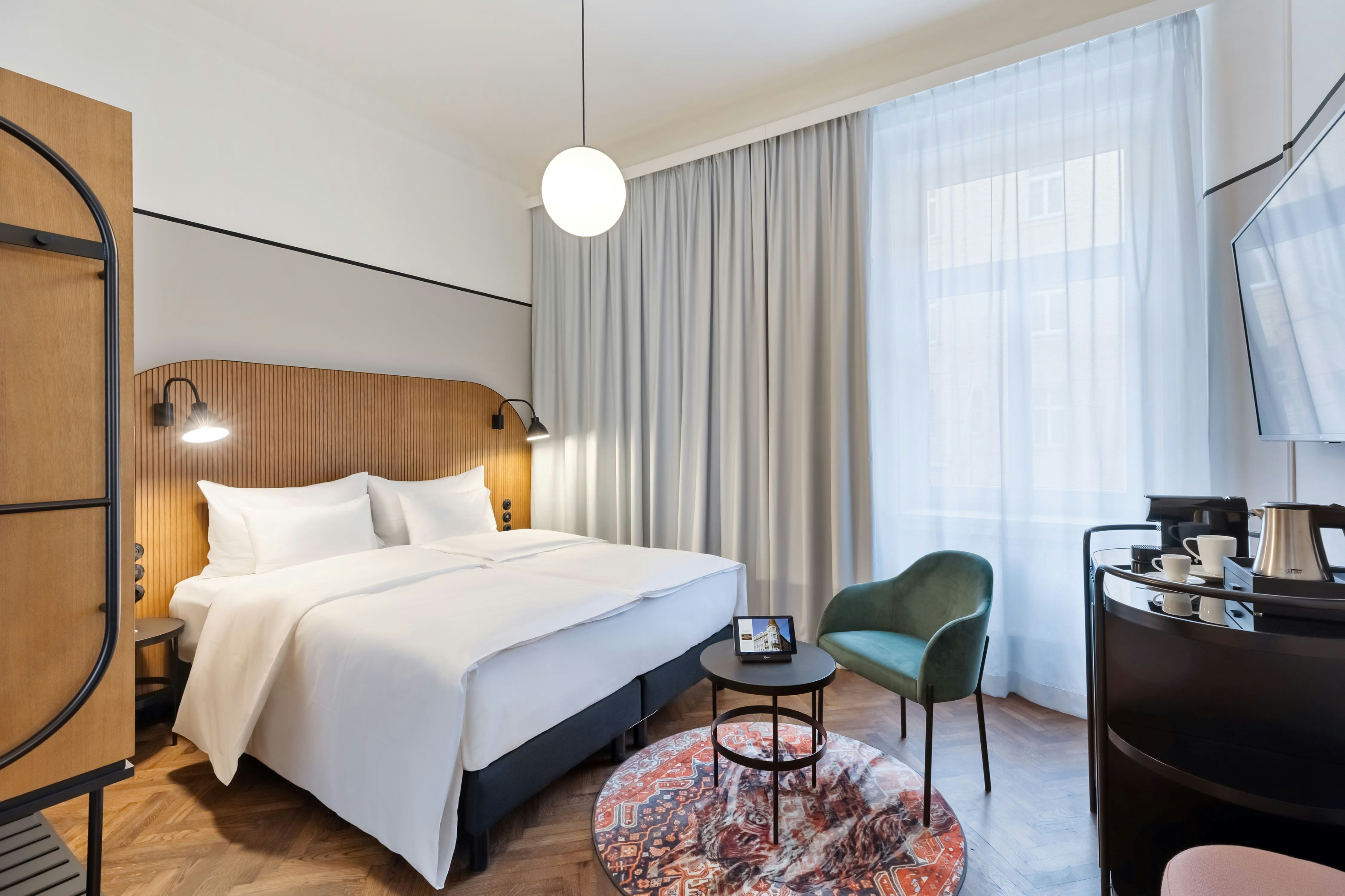 Hotel Astoria Vienna, Curio Collection by Hilton 15/54