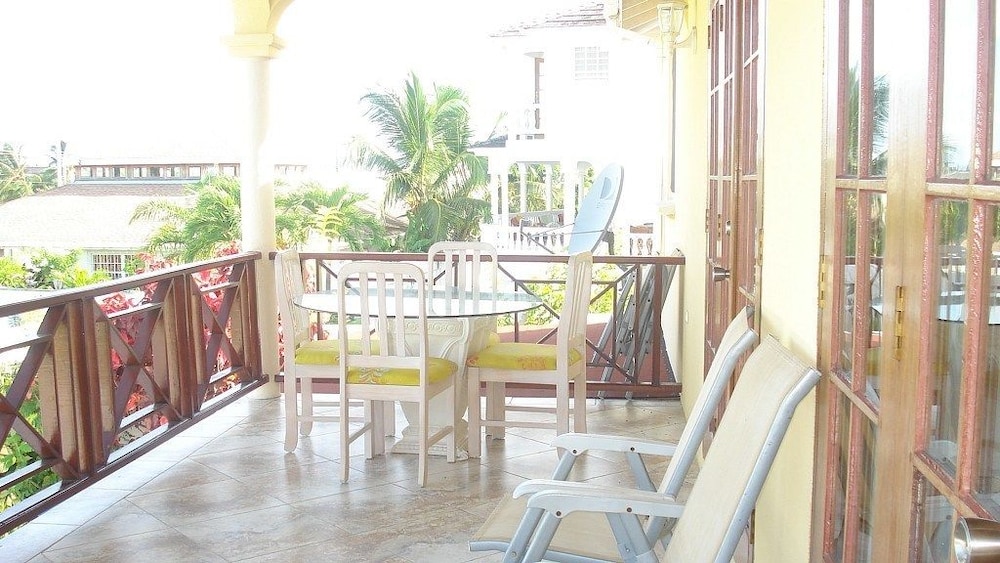 Sungold House Barbados 10/50