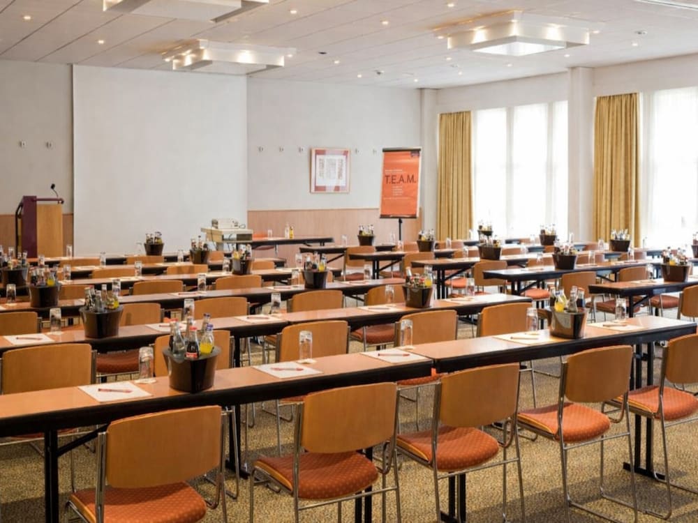Sunday Hotel Saarbrucken Sud 30/44