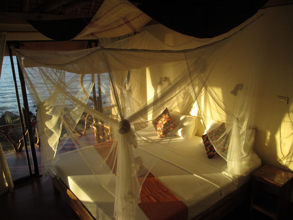 Camiguin Volcan Beach Eco Retreat Dive Resort 23/68