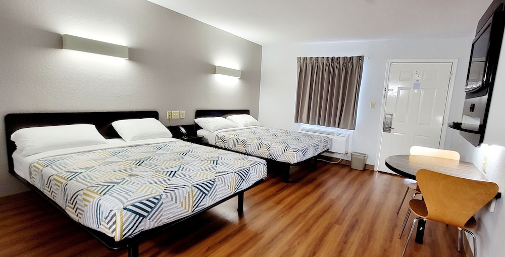 Motel6 Sulphur Springs, TX 20/41