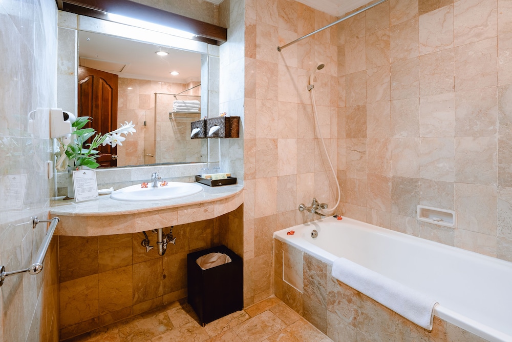 غرفة ديلوكس بسرير كوين، Hotel Kumala Pantai 8/8
