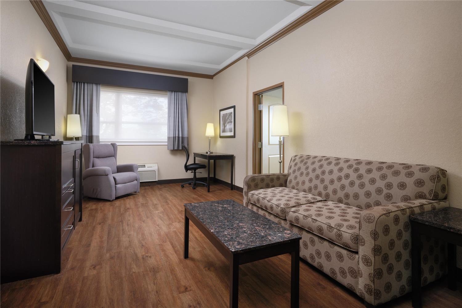 Best Western Plus Kamloops Hotel 12/21