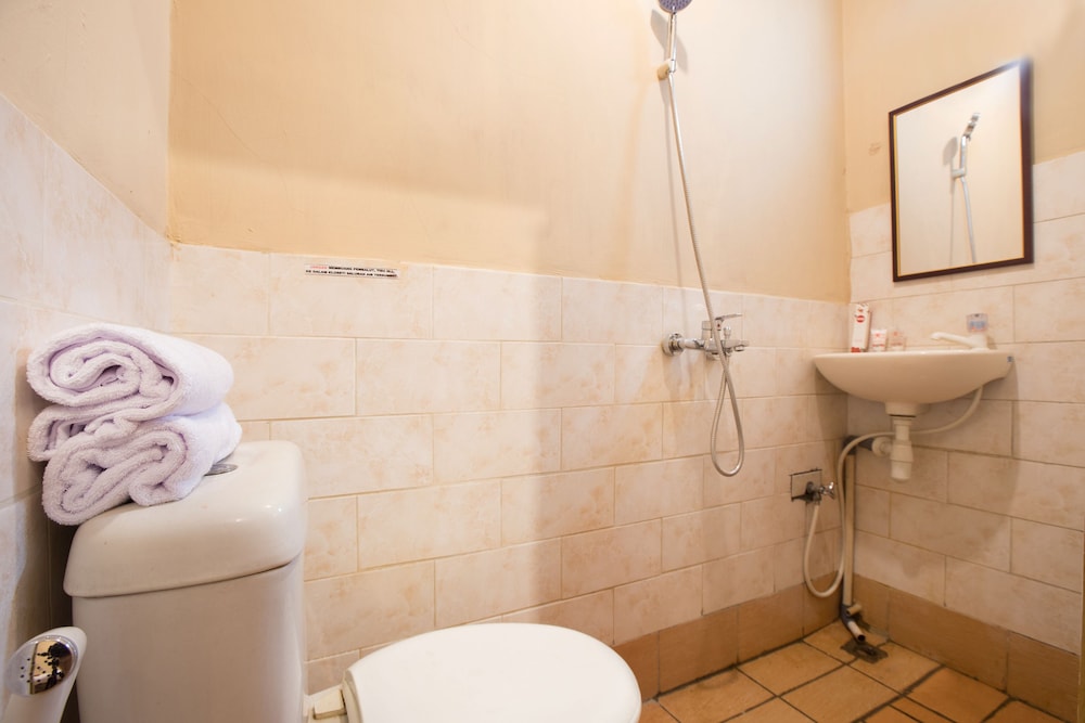Hotel O Near Summarecon Mall Serpong 52/60