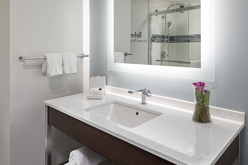 Even Hotels Alpharetta - Avalon Area 26/81