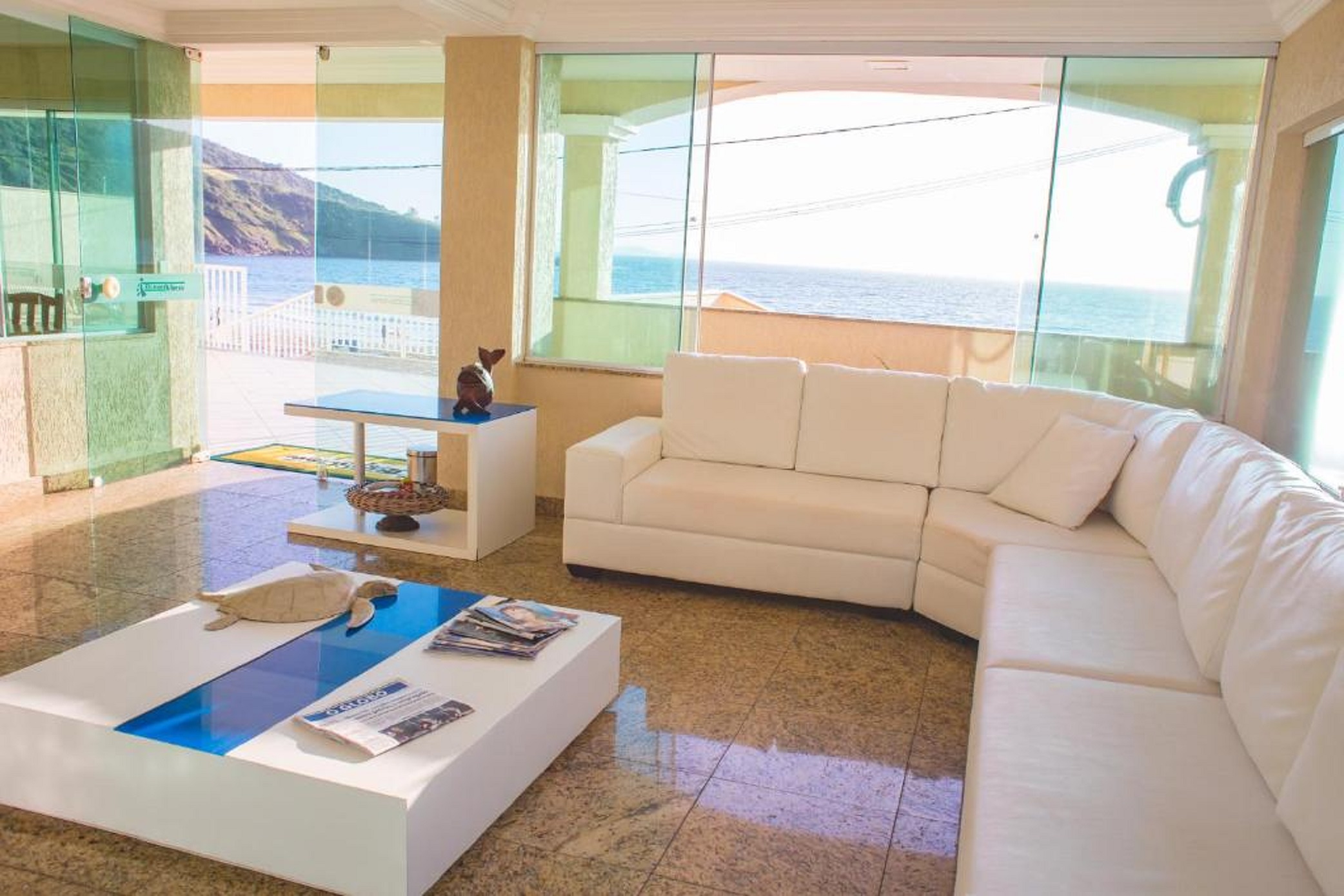 Ocean View Hotel 20/27