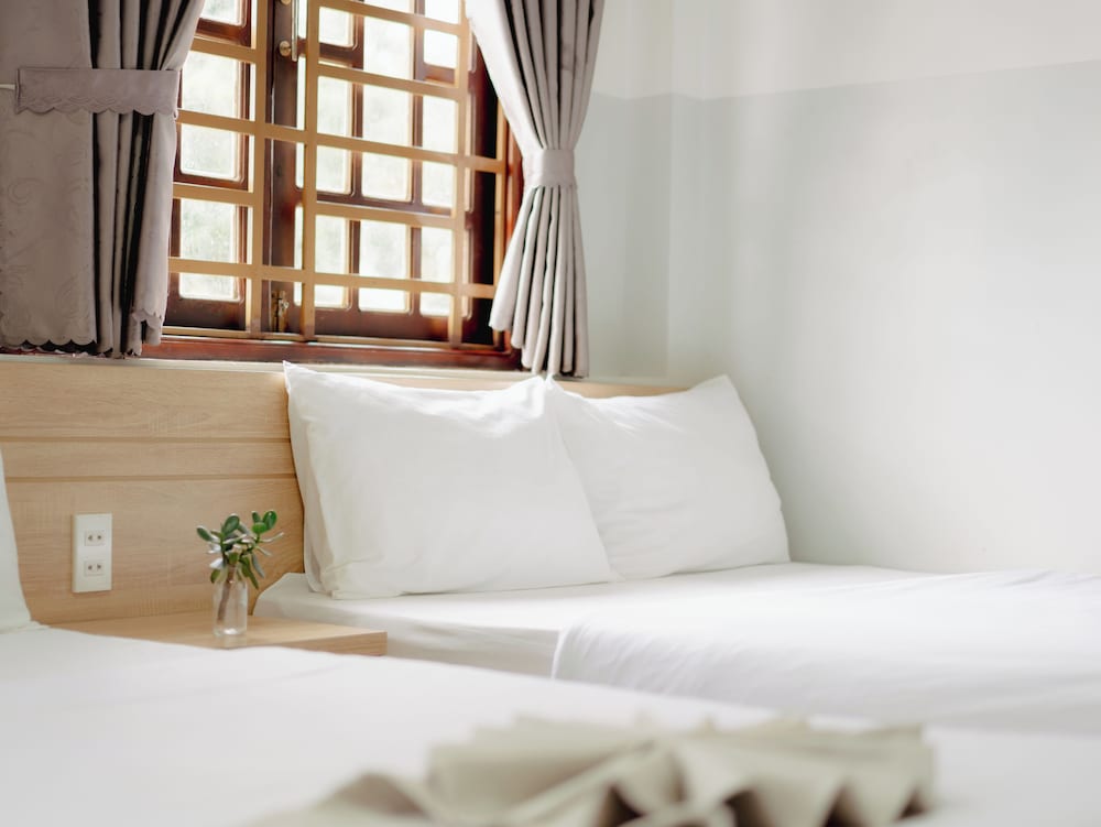 Ngoc Nguyen Anh Hotel 39/62