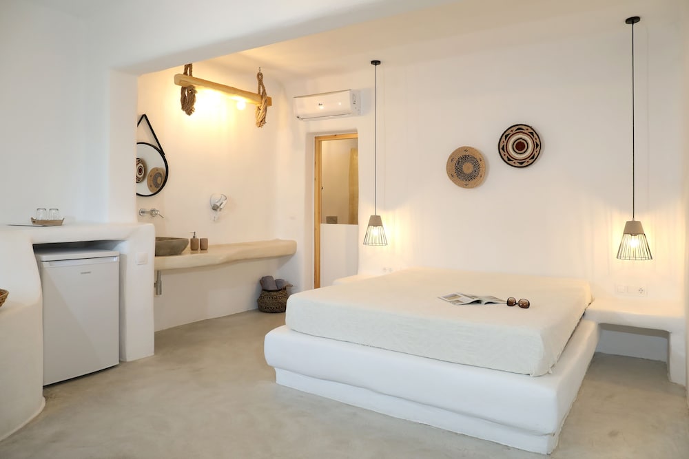 Irida Luxury Apartments 10/50