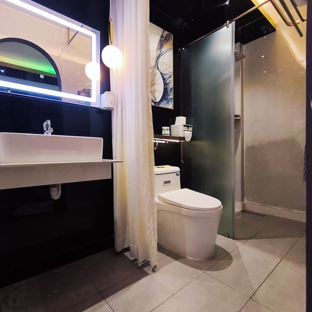 Moc Huong Hotel 48/49