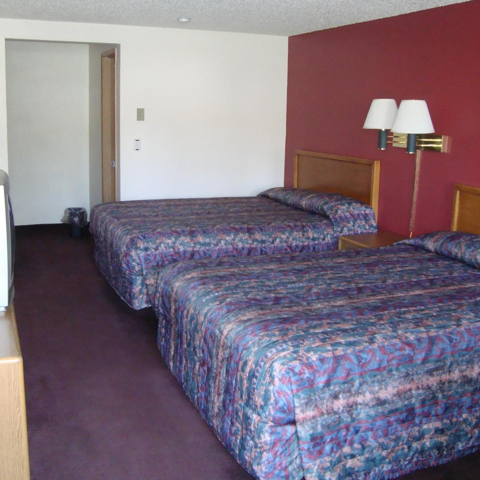 Willow Springs Motel 6/20