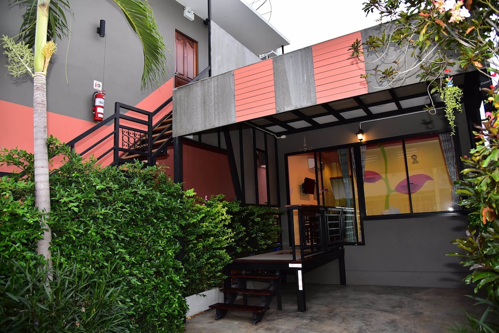 Pranwimol Resort 1/25