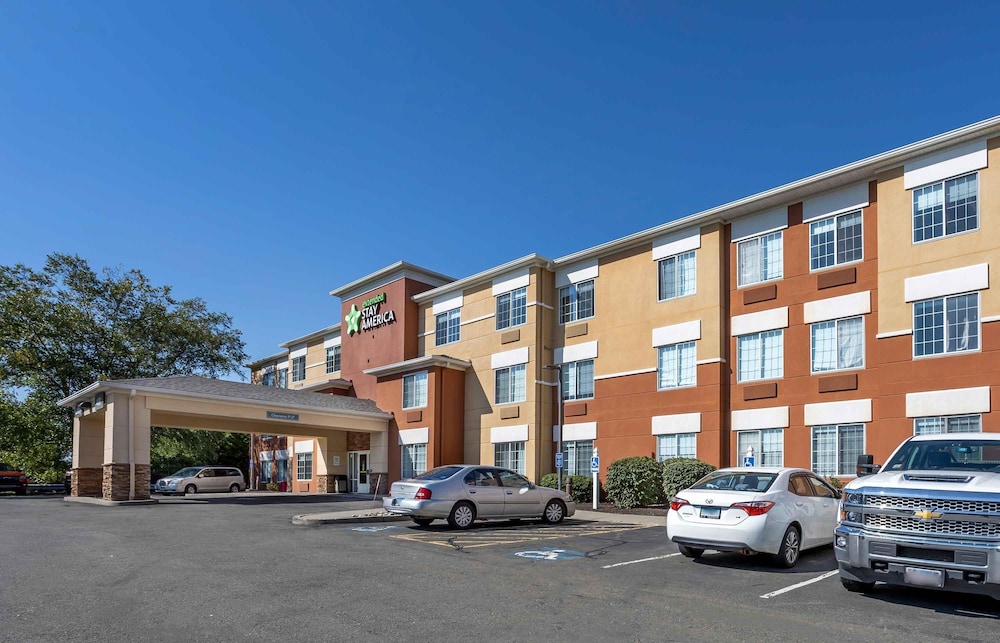 Extended Stay America Suites Norwalk Stamford 58/64