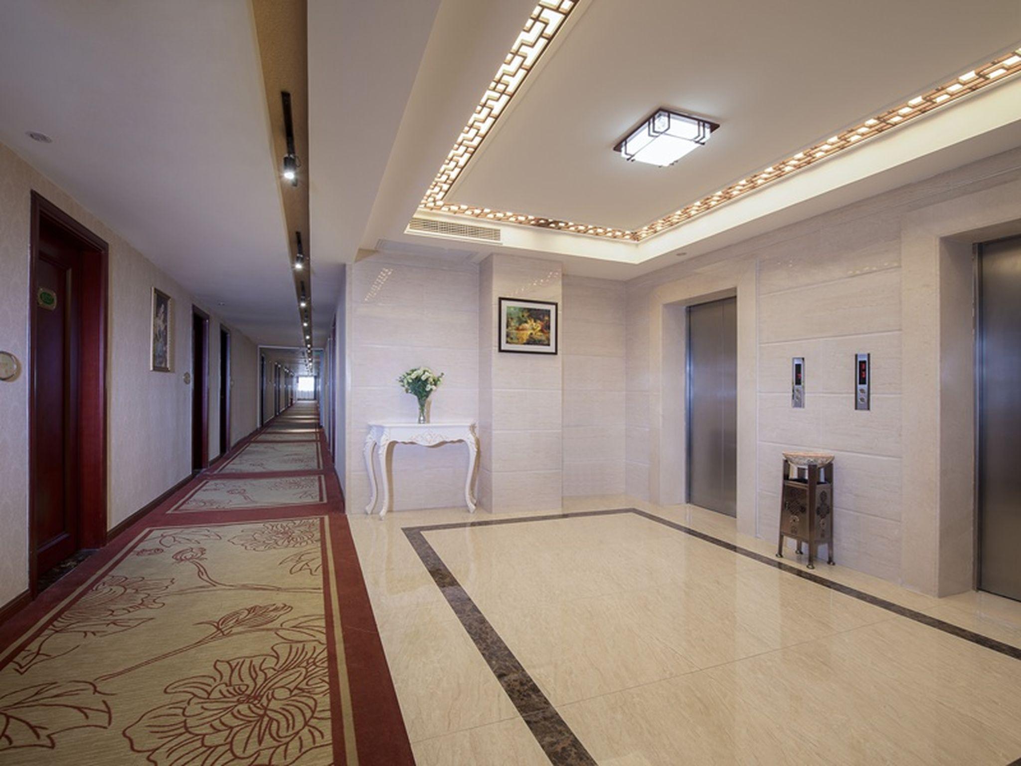 Vienna International Hotel (Jieyang Chaoshan Airport) 9/31