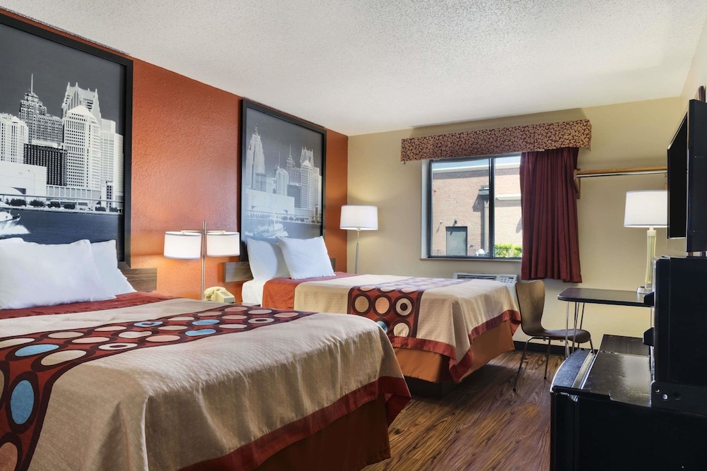 Super 8 By Wyndham Taylor/Detroit Area 10/22
