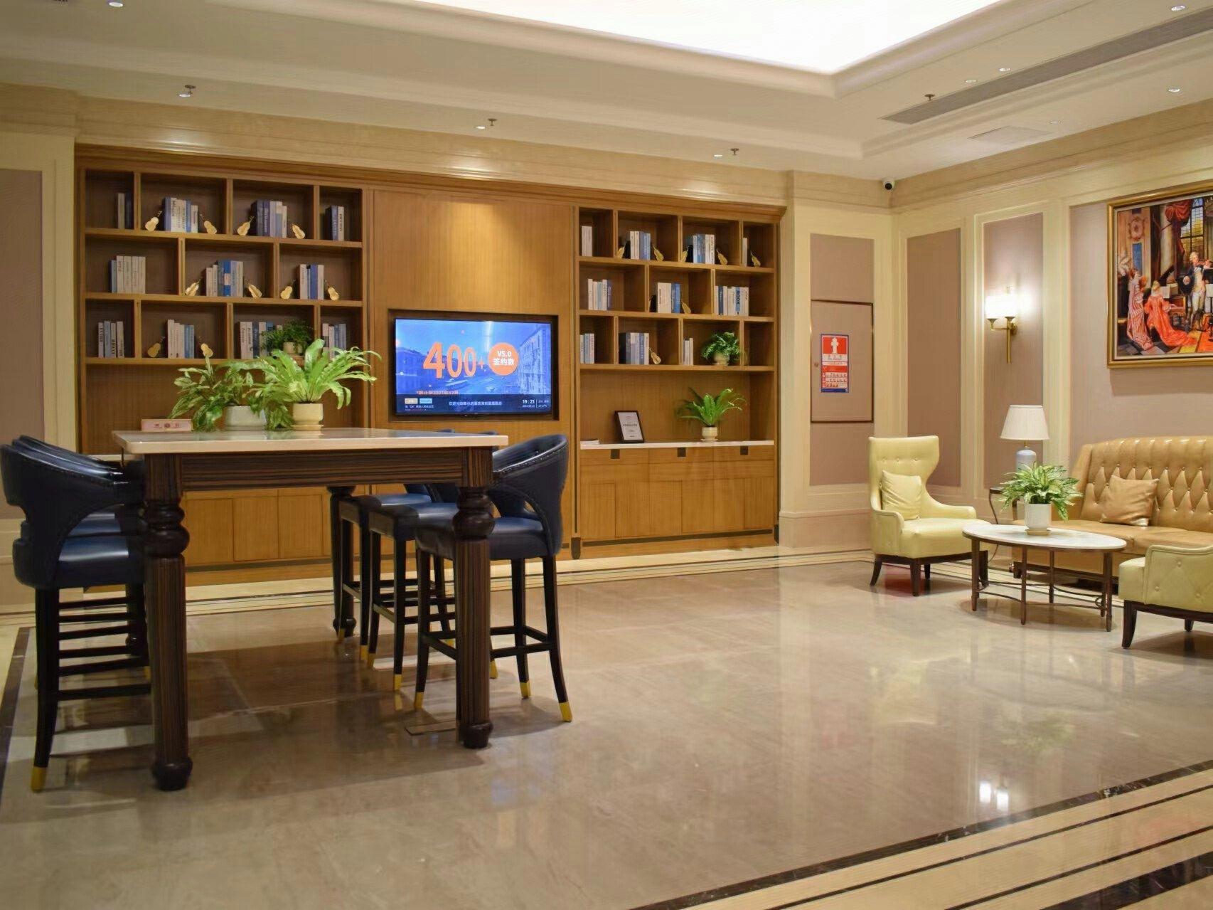 Vienna Hotel (Shenzhen Aiguo Road) 27/40