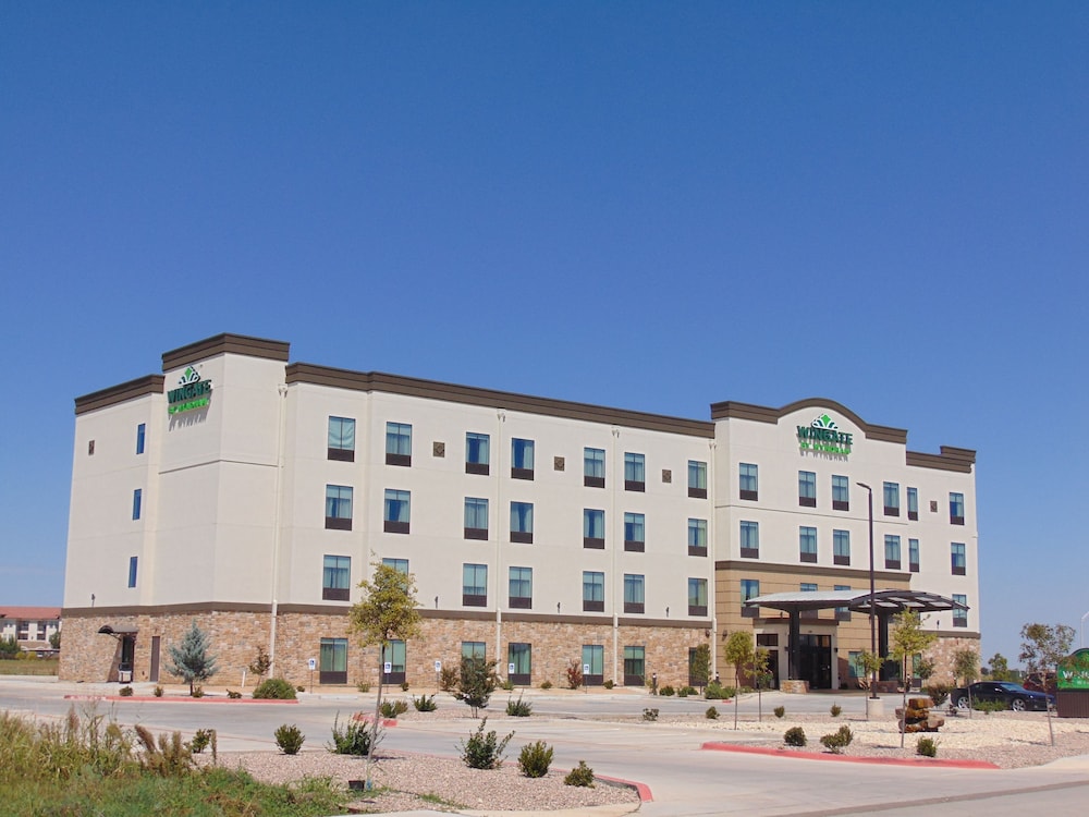 Wingate By Wyndham Lubbock 3/32