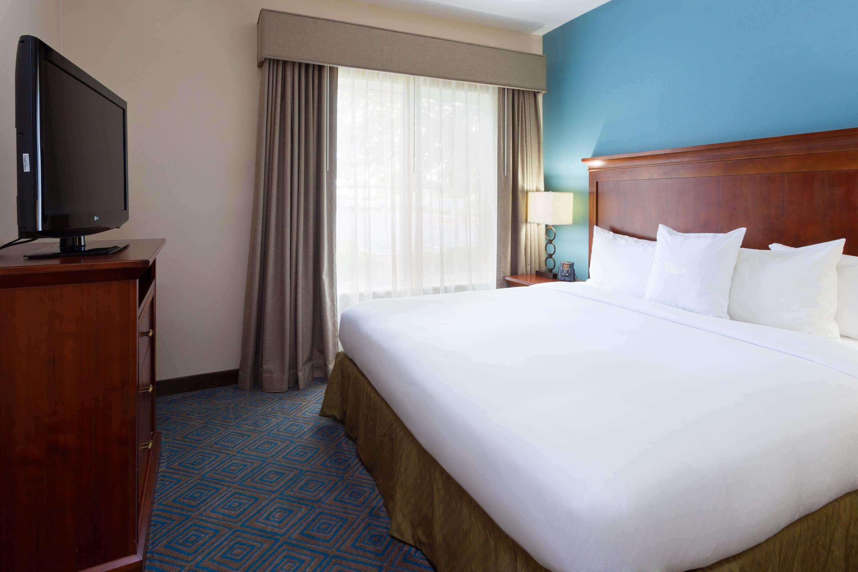 SUITE, 1 KING OR 2 QUEEN BEDS, ACCESSIBLE