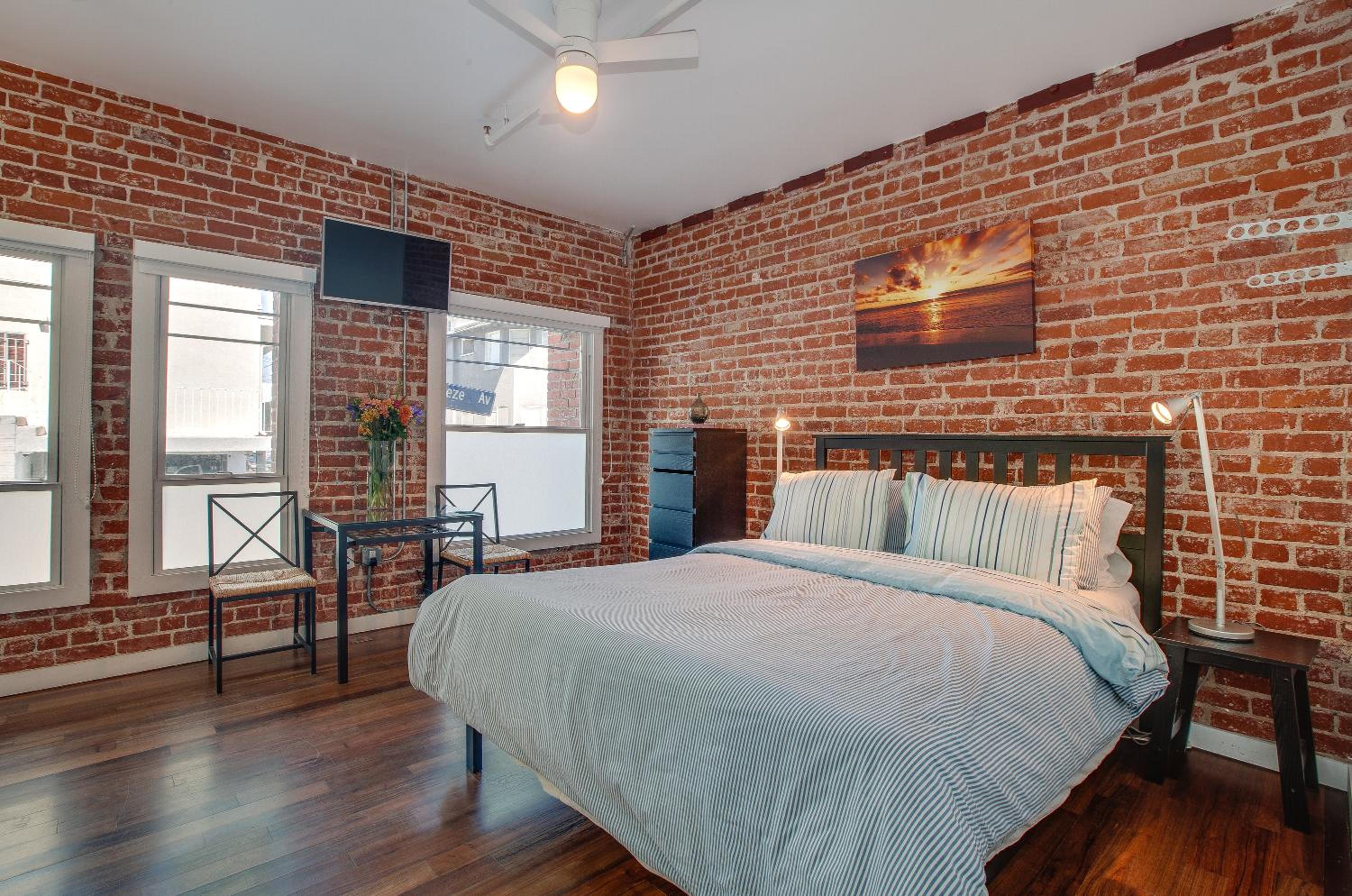 Studio, Suite, Street View, Accessible