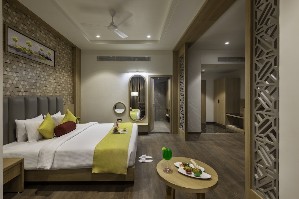 Lords Inn Somnath 27/60